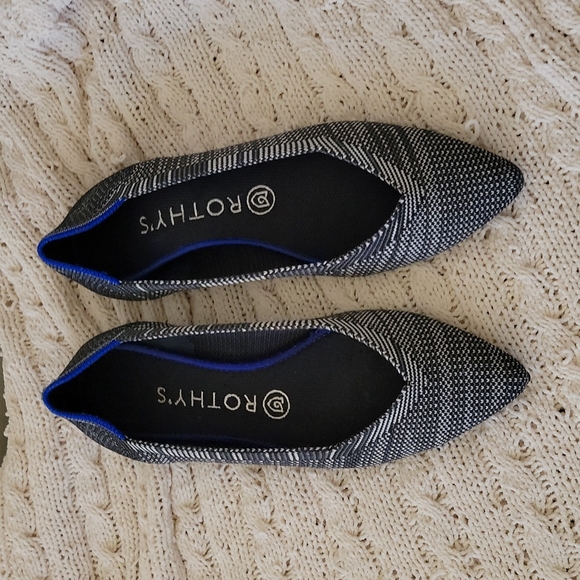 Rothy's Shoes - Rothy's pointed flats! Size 7! Machine washable:) So comfy!